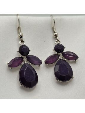 ✨2/$10✨ Purple Cluster Teardrop Silver Earrings
